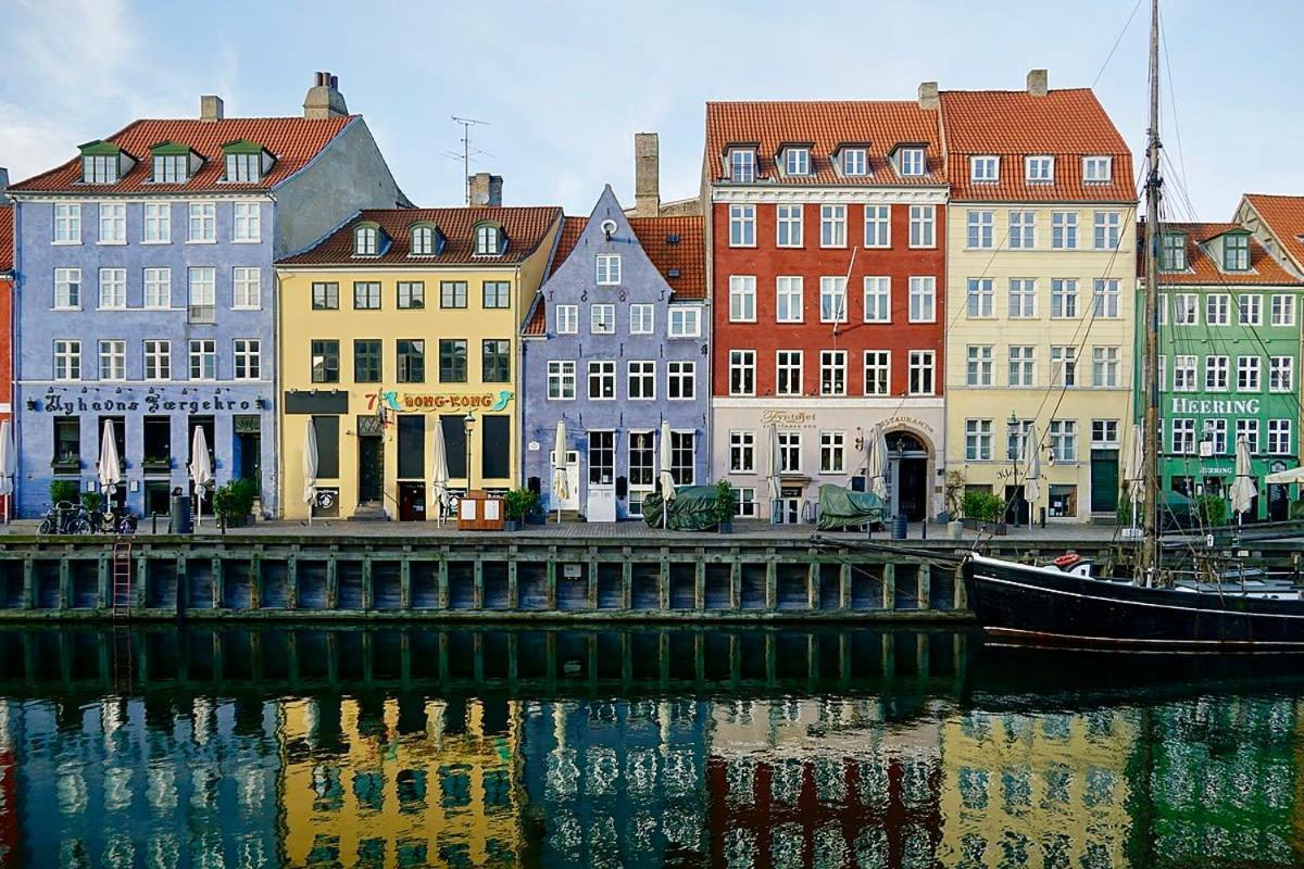 Large Apartment With 4 Bedrooms In Kopenhagen Bagian luar foto