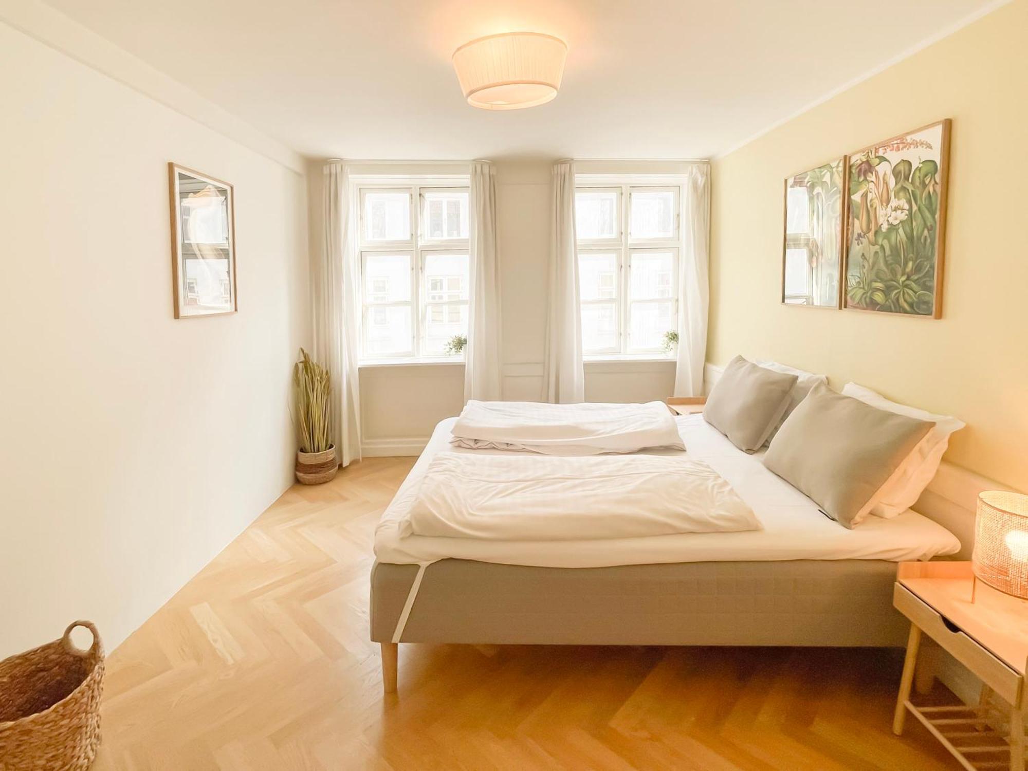 Large Apartment With 4 Bedrooms In Kopenhagen Bagian luar foto