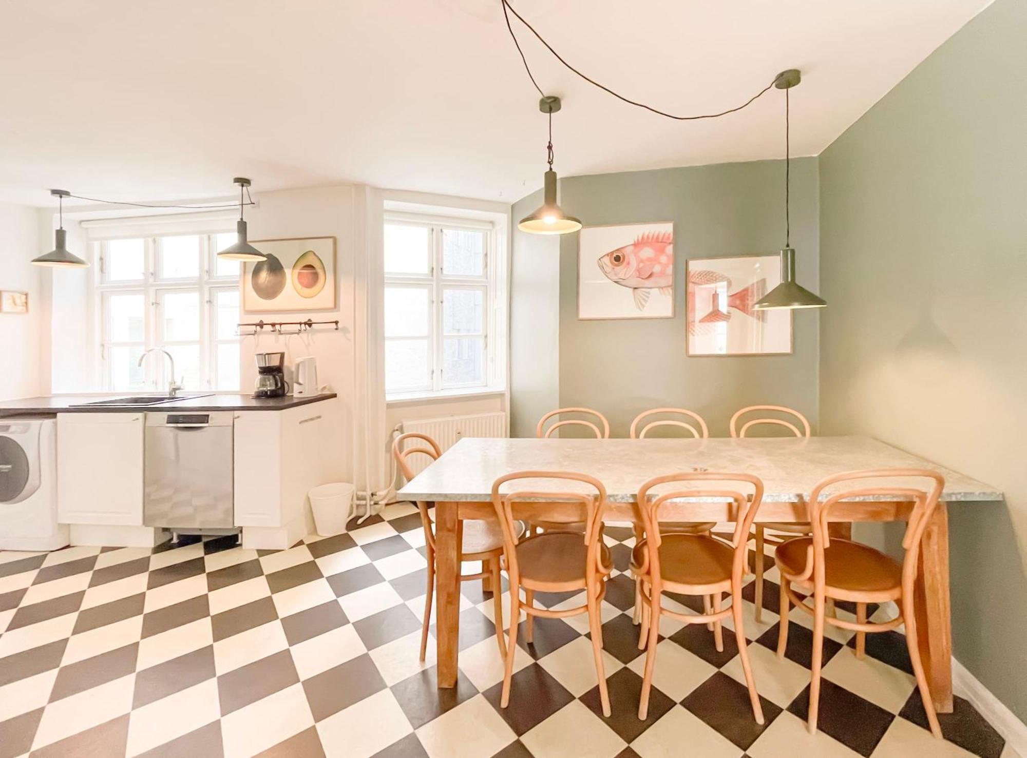 Large Apartment With 4 Bedrooms In Kopenhagen Bagian luar foto